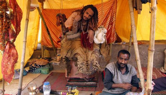 رجل من طائفة 