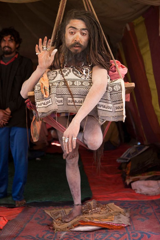 رجل من طائفة 