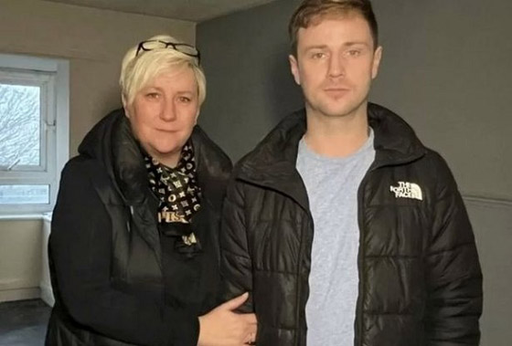 غريب...يعود من عطلة ليجد منزله فارغاً تماماً! صورة رقم 1