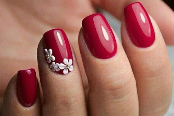 لو عندك حفل زفاف أو خطوبة.. أفكار لتزيين الأظافر لحضور الحفلات المسائية صورة رقم 6