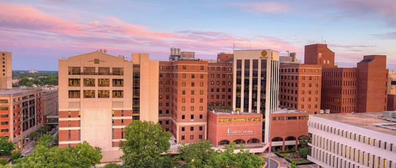 توأم تحصلان على 1.5 مليون دولار كتعويض بعد اتهامها بالغش في الامتحان صورة رقم 4