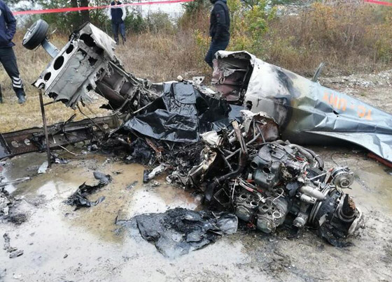فتاة تركية توثق آخر لحظاتها.. فيديو لاصطدام طائرتها بمحطة لتوليد الكهرباء صورة رقم 4 فتاة تركية توثق آخر لحظاتها.. فيديو لاصطدام طائرتها بمحطة لتوليد الكهرباء صورة رقم 4