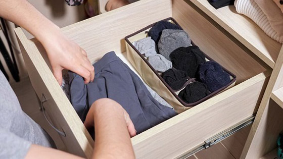 نصائح تسهل عليك ترتيب الخزانة الشتوية لكي تدوم بشكل جذاب صورة رقم 2