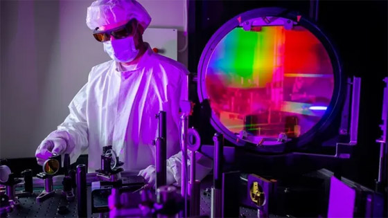 فيديو: علماء نجحوا بتقليد الشمس وإنتاج طاقة نظيفة تدوم مئات السنين صورة رقم 2