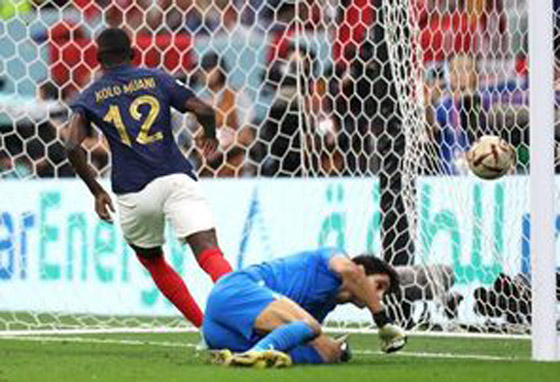 كأس العالم 2022: مواجهة نارية بين الأسود والديوك وفوز فرنسا على المغرب 2-0 صورة رقم 1 كأس العالم 2022: مواجهة نارية بين الأسود والديوك وفوز فرنسا على المغرب 2-0 صورة رقم 1
