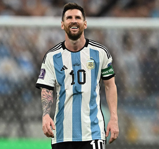 النجم الأرجنتيني ميسي يودع: نهائي قطر آخر مباراة لي في كأس العالم صورة رقم 4 النجم الأرجنتيني ميسي يودع: نهائي قطر آخر مباراة لي في كأس العالم صورة رقم 4