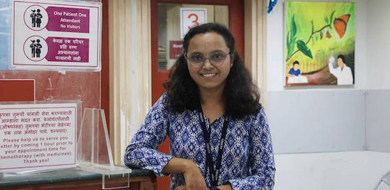 تتغلب على السرطان وتصبح باحثة في المستشفى الذي عولجت فيه صورة رقم 2