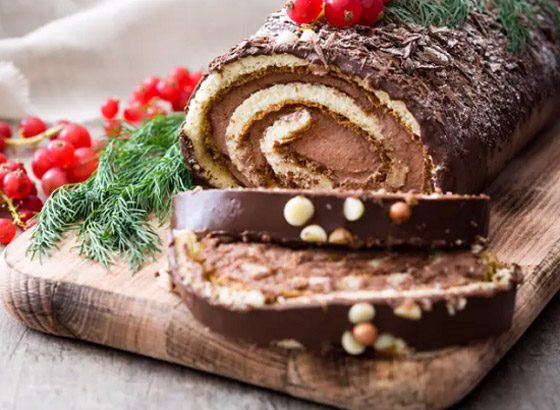 قصص وأساطير وراء ديكورات وحلوى الكريسماس.. من الحليب والبسكويت للجوارب صورة رقم 2