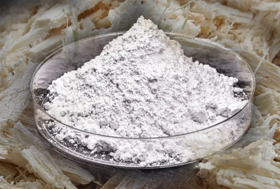 أكل العنب وشرب الرماد.. عادات غريبة في استقبال العام الجديد صورة رقم 4