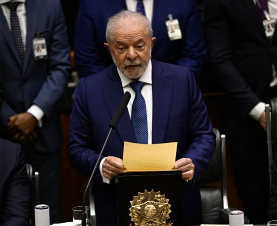 رسميا: تنصيب لولا دا سيلفا رئيسا للبرازيل للمرة الثالثة وسط احتفالات ومظاهرات صورة رقم 2 رسميا: تنصيب لولا دا سيلفا رئيسا للبرازيل للمرة الثالثة وسط احتفالات ومظاهرات صورة رقم 2