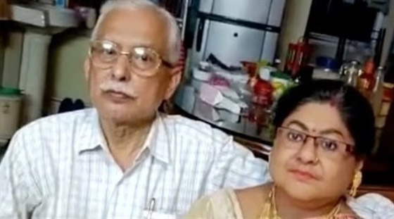 لم يتحمل وفاتها...يصنع نسخة من زوجته بالسيليكون صورة رقم 1