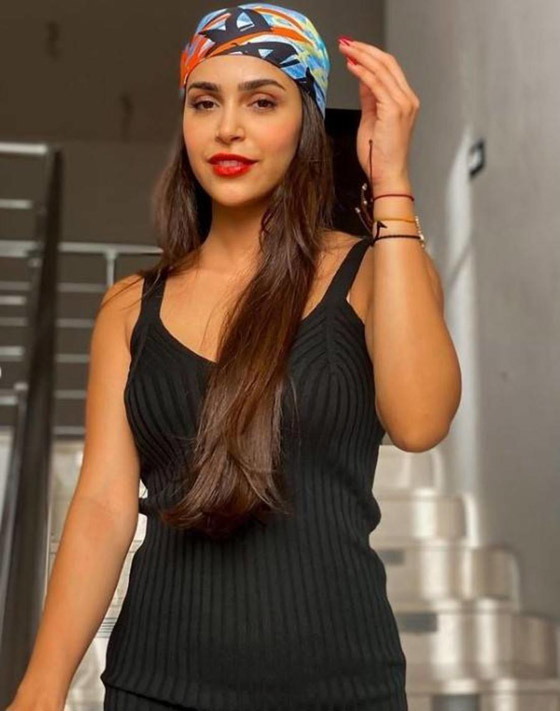 فيديو وصور: عربيتان بمسابقة ملكة جمال الكون.. البحرينية ايفلين خليفه واللبنانية ياسمينا زيتون صورة رقم 12