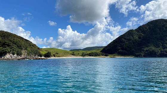 جزيرة غامضة تحتفظ بمدخل سري من الماضي صورة رقم 3