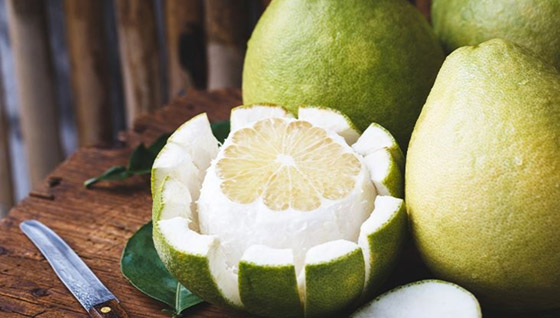 هل سمعت بها من قبل؟.. 8 فوائد مذهلة لفاكهة البوملي صورة رقم 5