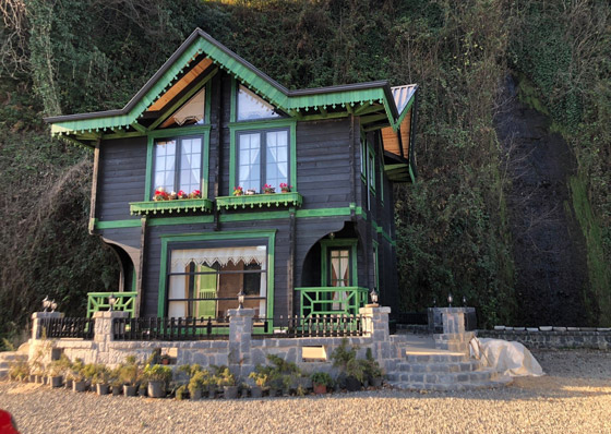 فريد من نوعه.. منزل بتركيا يدور حول نفسه دورة كاملة.. فما قصته؟! صورة رقم 2