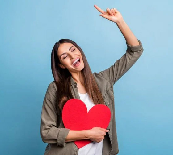 بنات مواليد 6 أبراج هن الأكثر حظا في الحب في فبراير (شباط) 2023 صورة رقم 2