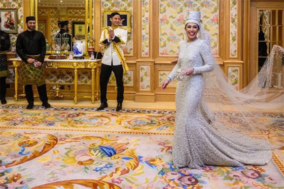 فيديو وصور: زفاف ابنة سلطان بروناي تتزوج بحفل فخم استمر 9 أيام صورة رقم 7 فيديو وصور: زفاف ابنة سلطان بروناي تتزوج بحفل فخم استمر 9 أيام صورة رقم 7