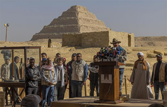 اكتشافات أثرية جديدة في مصر: مومياوات ومقابر ومقطع من كتاب اكتشافات أثرية جديدة في مصر: مومياوات ومقابر ومقطع من كتاب