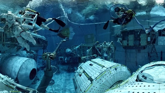  أشياء مجنونة يتعين على رائد الفضاء فعلها ! صورة رقم 4