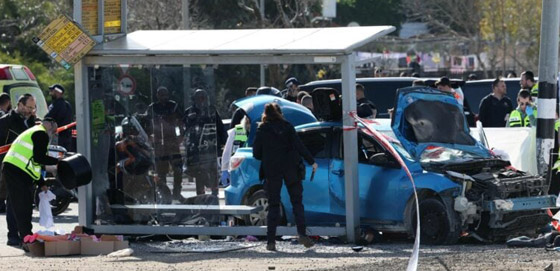 مقتل مستوطنيْن وإصابة 5 في عملية دهس بالقدس (فيديو وصور) صورة رقم 4 مقتل مستوطنيْن وإصابة 5 في عملية دهس بالقدس (فيديو وصور) صورة رقم 4