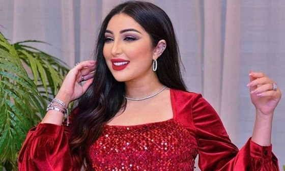 فيديو: مهاجمة دنيا بطمة بسبب صور ابنتها “غزل” بمسابقة سباحة! ودنيا تستعرض جسدها! صورة رقم 3