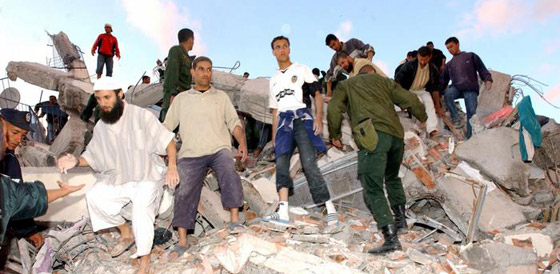 بالصور.. أسوأ الزلازل في منطقة الشرق الأوسط وشمال إفريقيا صورة رقم 5 بالصور.. أسوأ الزلازل في منطقة الشرق الأوسط وشمال إفريقيا صورة رقم 5