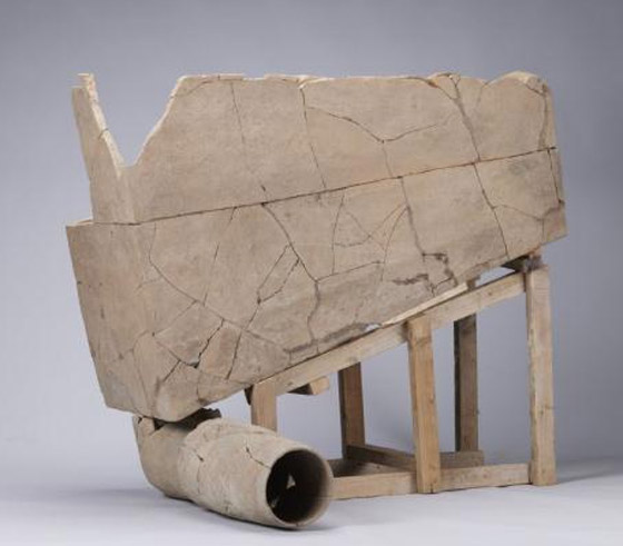 اكتشاف مرحاض عمره 2400 عام بالصين صورة رقم 3 اكتشاف مرحاض عمره 2400 عام بالصين صورة رقم 3