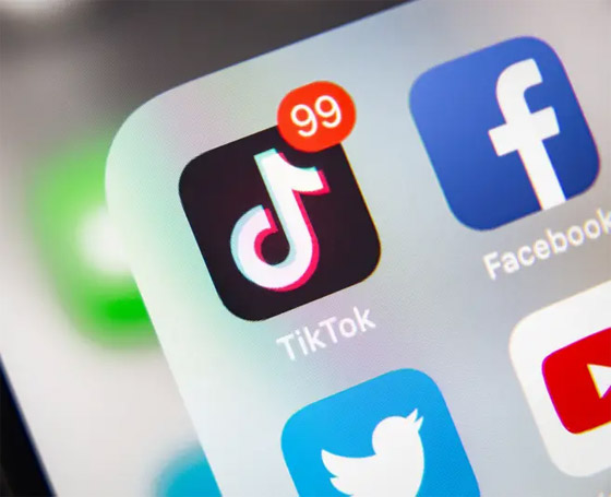 مفاجأة.. هذا أكثر تطبيق يتجسس عليك بين مواقع التواصل الاجتماعي! صورة رقم 4 مفاجأة.. هذا أكثر تطبيق يتجسس عليك بين مواقع التواصل الاجتماعي! صورة رقم 4