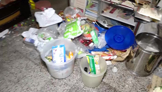 هندية حبست نفسها وطفلها 3 سنوات في المنزل.. خوفا من كورونا! صورة رقم 4 هندية حبست نفسها وطفلها 3 سنوات في المنزل.. خوفا من كورونا! صورة رقم 4