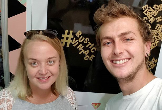 حالة نادرة تتسبب في غلق عينيها أثناء القيادة صورة رقم 2