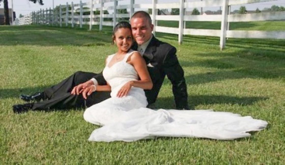 رسالة لرقم خاطئ تجمع امرأة بزوج أحلامها صورة رقم 4