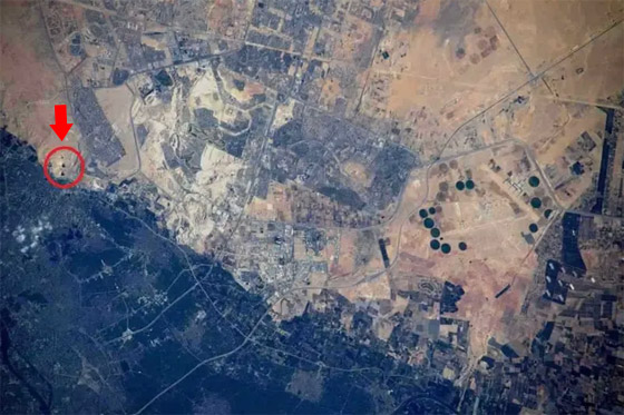 مصر من الفضاء.. لديك عيون النسر إذا حددت مكان الأهرامات بـ11 ثانية! صورة رقم 3 مصر من الفضاء.. لديك عيون النسر إذا حددت مكان الأهرامات بـ11 ثانية! صورة رقم 3