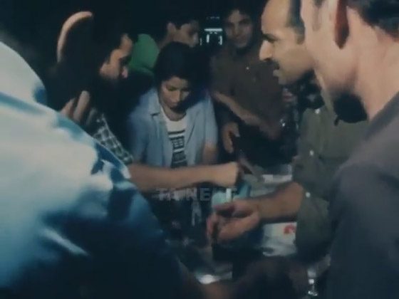 رمضان عام 1978.. لقطات نادرة من الشارع المصري تستعرض أجواء الشهر الفضيل (فيديو) صورة رقم 7