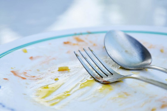 أغرب آداب الطعام المستحبة في بعض الدول رغم فظاظتها! صورة رقم 7