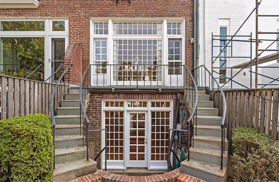 منزل جاكى وجون كينيدى فى واشنطن للبيع مقابل 2 مليون دولار صورة رقم 3