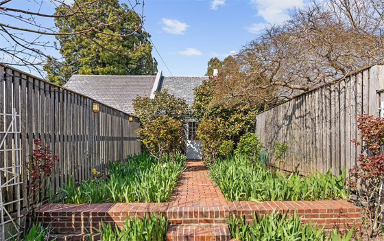 منزل جاكى وجون كينيدى فى واشنطن للبيع مقابل 2 مليون دولار صورة رقم 10