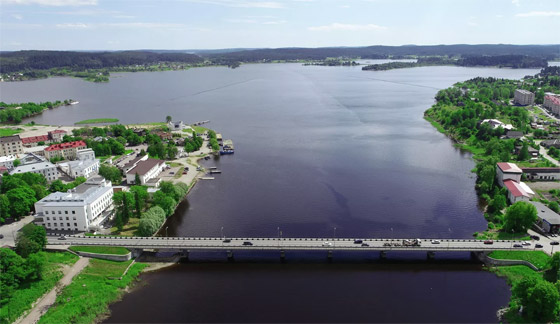 بالصور: تعرفوا إلى 6 مدن في روسيا تضم أكثر البحيرات روعة صورة رقم 1 بالصور: تعرفوا إلى 6 مدن في روسيا تضم أكثر البحيرات روعة صورة رقم 1