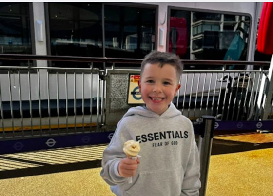 طفل في السابعة يمشي 65 كيلومتراً لعلاج ابن عمه صورة رقم 2