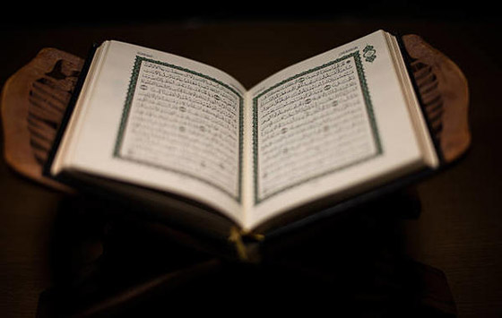 إهداء 30 ألف نسخة قرآن للمعتمرين خلال العشر الأوائل من رمضان صورة رقم 3