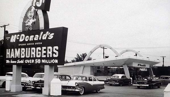 لماذا لا يوجد في آيسلندا أي مطعم ماكدونالدز ؟ صورة رقم 3