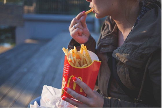 لماذا لا يوجد في آيسلندا أي مطعم ماكدونالدز ؟ صورة رقم 4