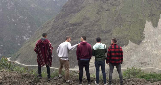 أخطر الأماكن التي زارها يوتيوبرز من قبل بهدف الشهرة والمغامرة! صورة رقم 7