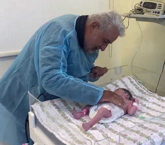 أردنية ترزق بمولودها الأول بعد زواج 27 عاما و15 عملية أطفال الأنابيب.. صور وفيديو صورة رقم 5 أردنية ترزق بمولودها الأول بعد زواج 27 عاما و15 عملية أطفال الأنابيب.. صور وفيديو صورة رقم 5