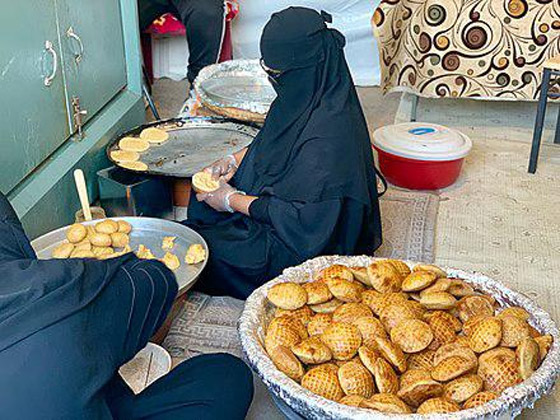 طقوس وتقاليد متنوعة بمناسبة عيد الفطر.. كل عام وأنتم بخير صورة رقم 1