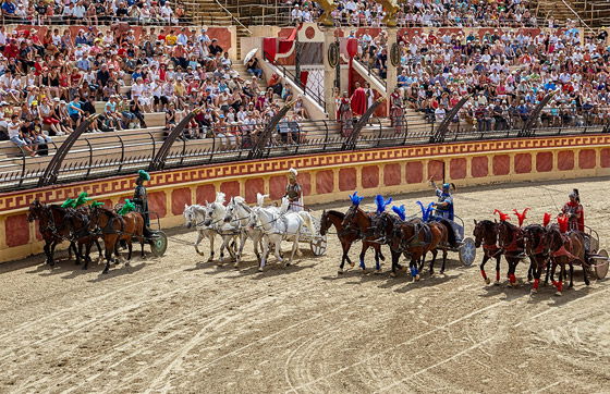 لعطلة مليئة بالمتعة والمرح.. إليكم أشهر وأجمل مدن الملاهي في العالم صورة رقم 7