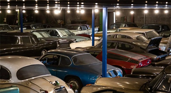 عرض سيارات كلاسيكية نادرة بمزاد بعد العثور على 230 مركبة مخبأة بهولندا صورة رقم 10