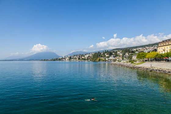 بالصور: إليكم أجمل وأشهر 5 بحيرات طبيعية عند السياحة في سويسرا صورة رقم 2