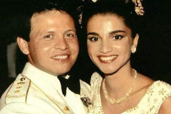 فيديو وصور زفاف الملك عبدالله والملكة رانيا، وظهور بطاقة الحفل بعد 30 عاماً صورة رقم 8