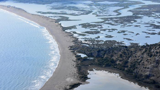 البحر والشمس والطبيعة.. جولة على 11 من أجمل شواطئ الأحلام بأوروبا صورة رقم 7 البحر والشمس والطبيعة.. جولة على 11 من أجمل شواطئ الأحلام بأوروبا صورة رقم 7