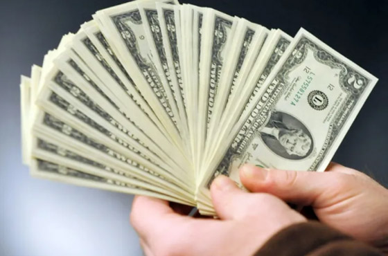 لماذا تحتوي بعض أوراق الدولار على نجمة بجانب الرقم التسلسلي؟ صورة رقم 4